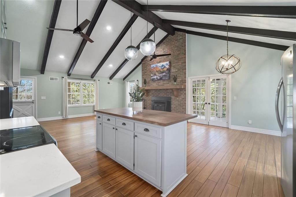 5833 Little Mountain Drive