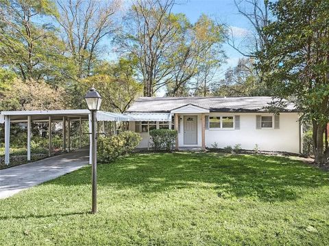 Photo of 1703 Barrett Drive NW, Atlanta, GA 30318 (MLS # 7758889)