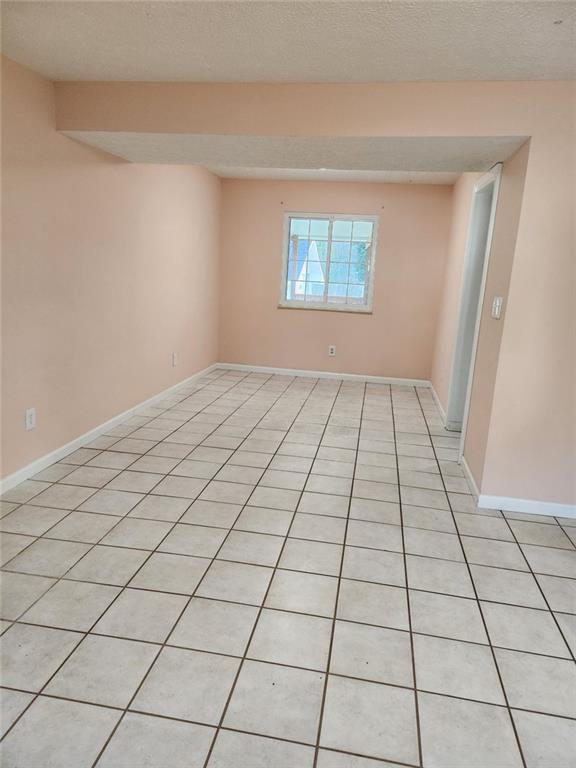 4935 Rockborough Trail NW