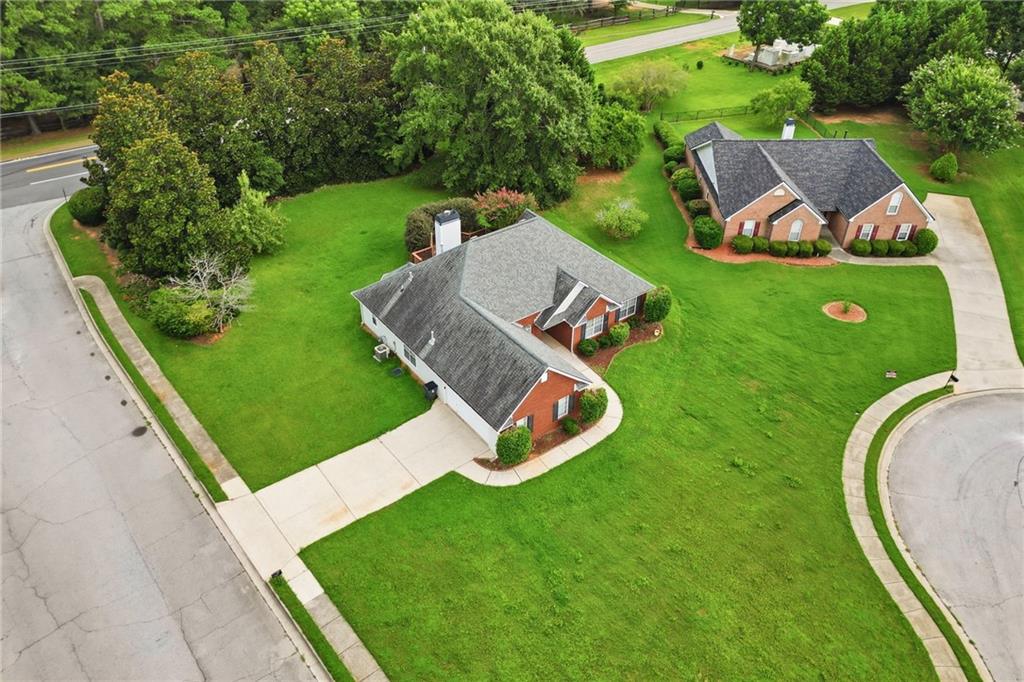 101 Moss Pointe Drive