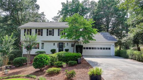 3825 Creekview Drive NE Marietta GA 30068