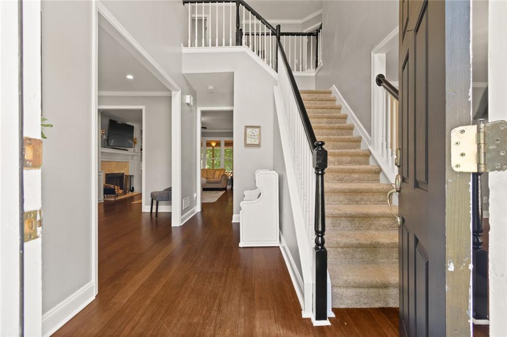824 Hillcrest Lane Lane