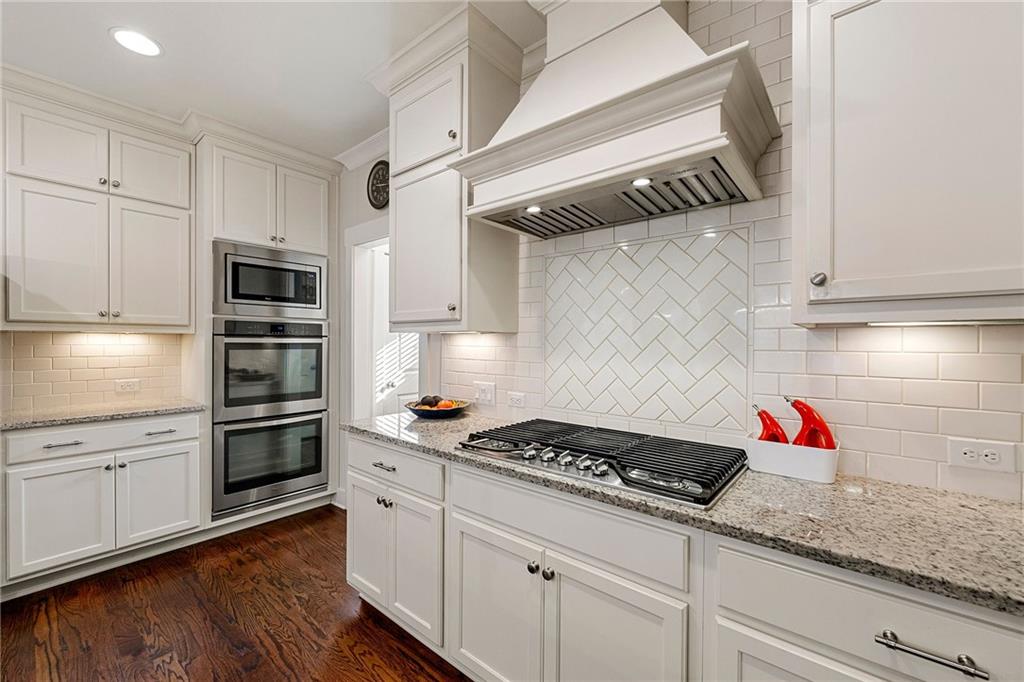 1818 Cromwell Walk, Dunwoody, Georgia image 9