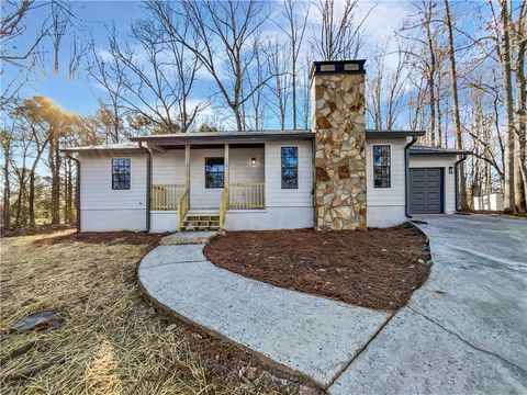 Homes For Sale - 6006 Radford Drive<br/> Riverdale, GA 30296