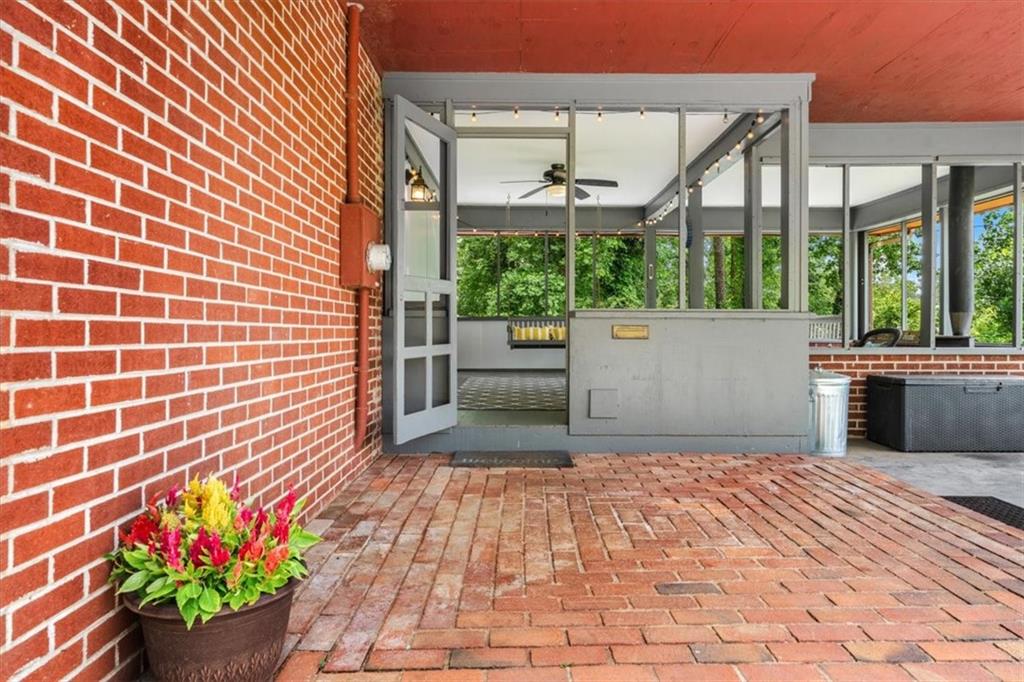 Longview - Residential