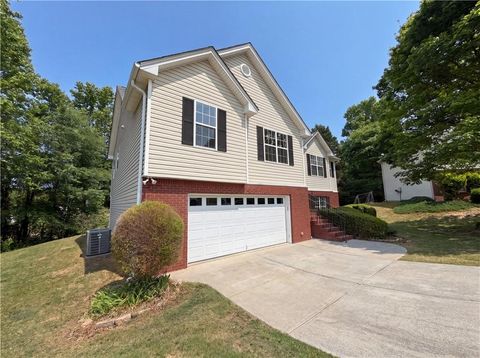 Homes For Sale - 3222 Keenly Ives Court<br/> Buford, GA 30519