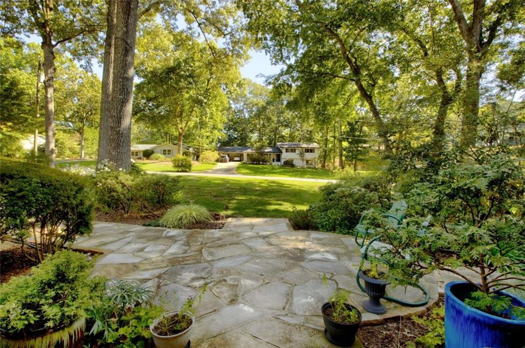4696 Dunover Circle, Dunwoody, Georgia image 46
