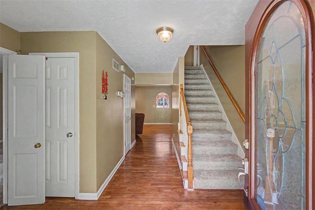 325 Pickett's Crossing