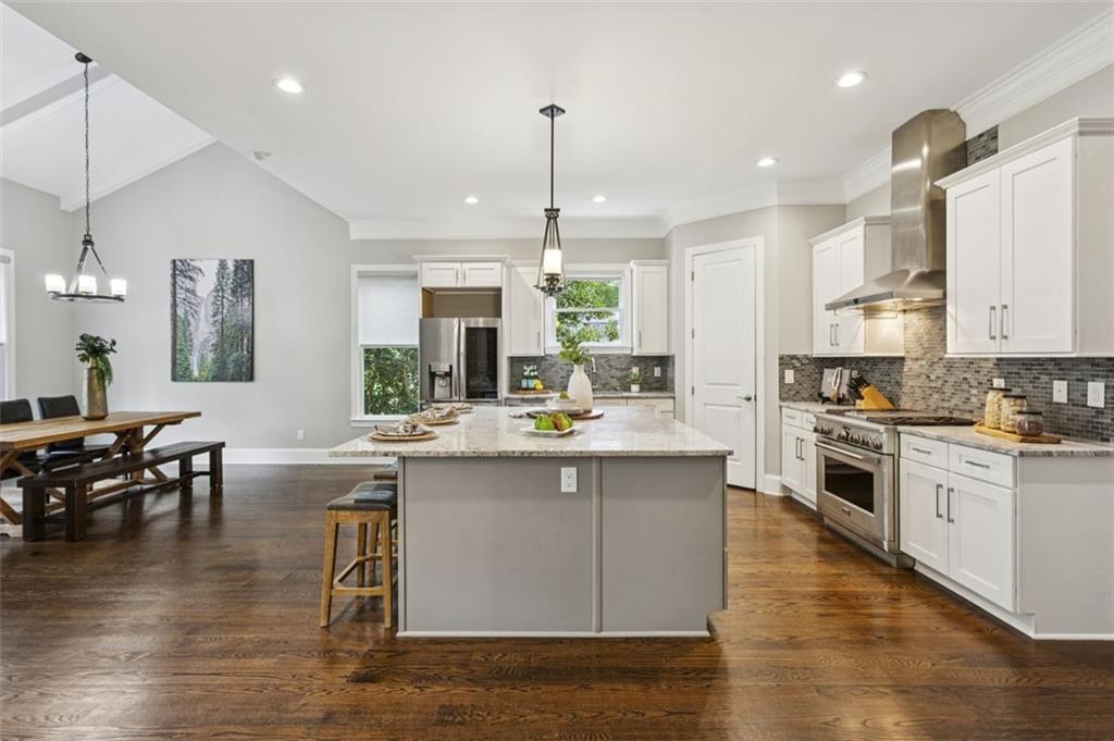 20 W BELLE ISLE Road