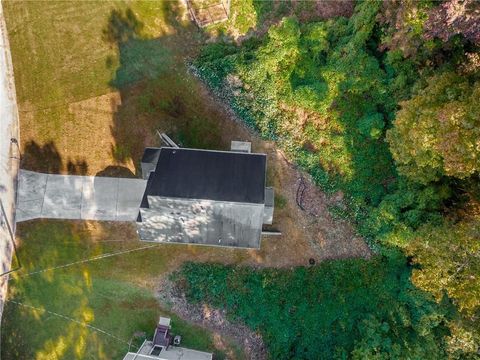 A home in Fairburn