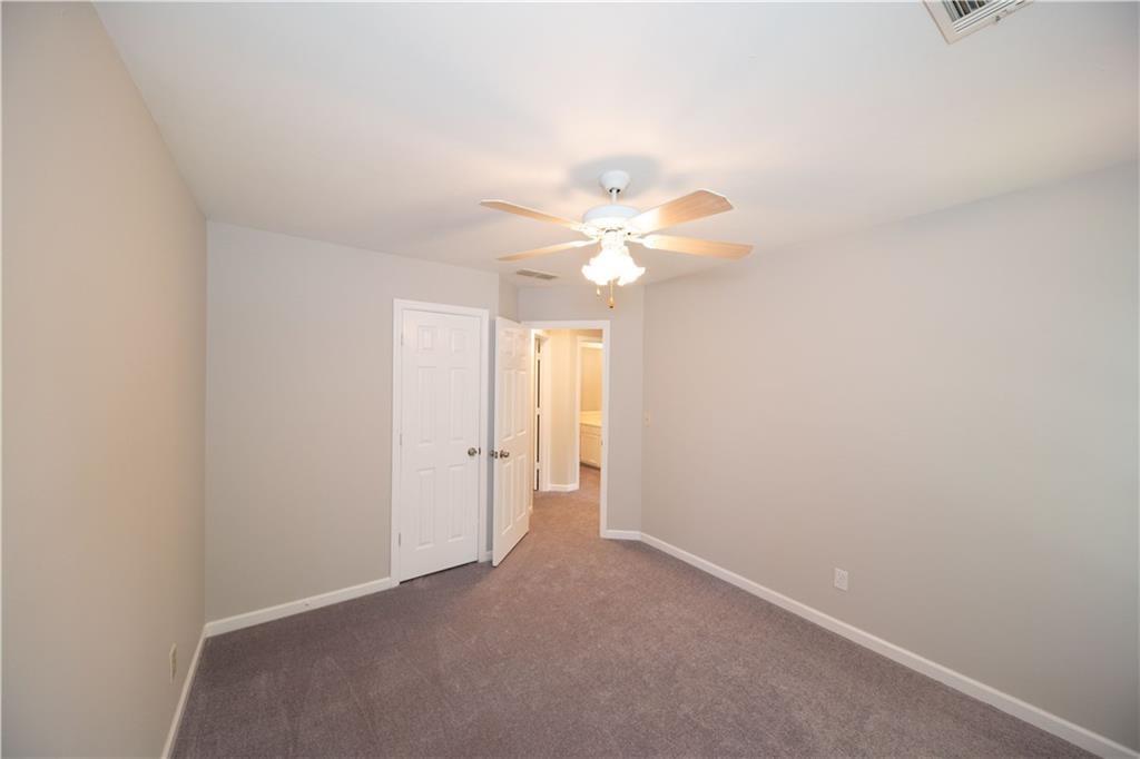 2530 Lockmeade Way, Lawrenceville, Georgia image 22