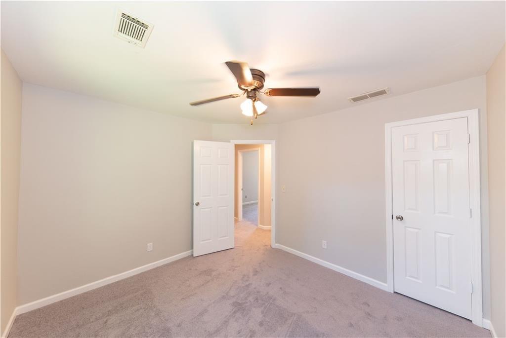 2530 Lockmeade Way, Lawrenceville, Georgia image 23