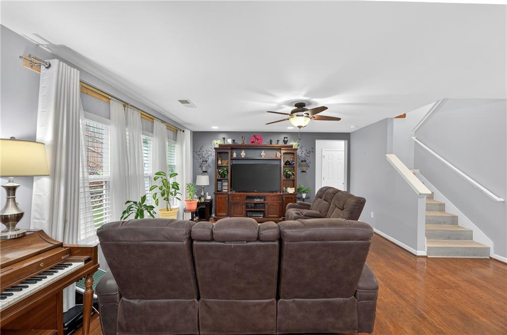 269 Edinburgh Lane