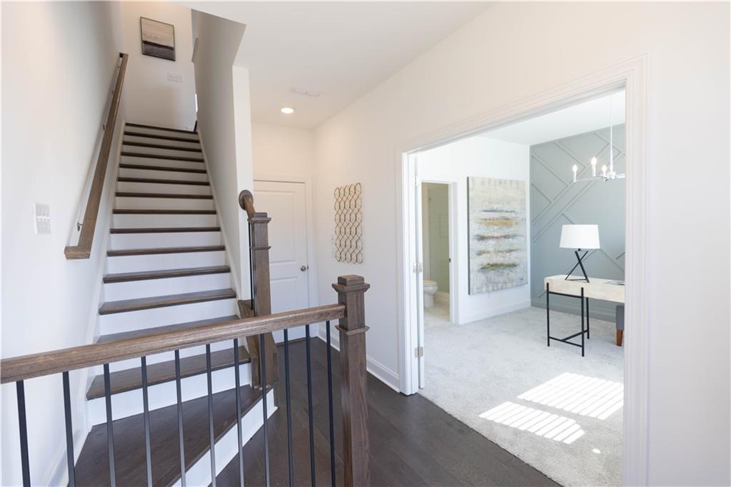 1121 Larkin Drive 50
