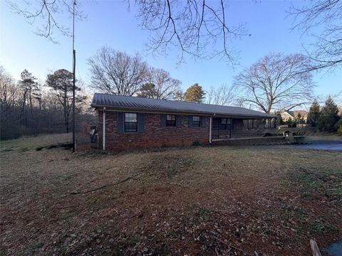 Homes For Sale - 4253 Mount Olive Road<br/> Commerce, GA 30529