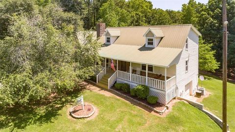 A home in Cedartown