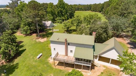 A home in Cedartown