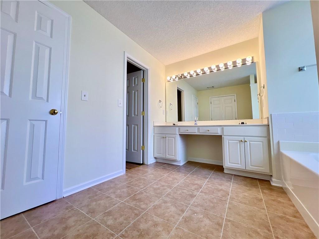 2130 Chattahoochee Drive, Duluth, Georgia image 18