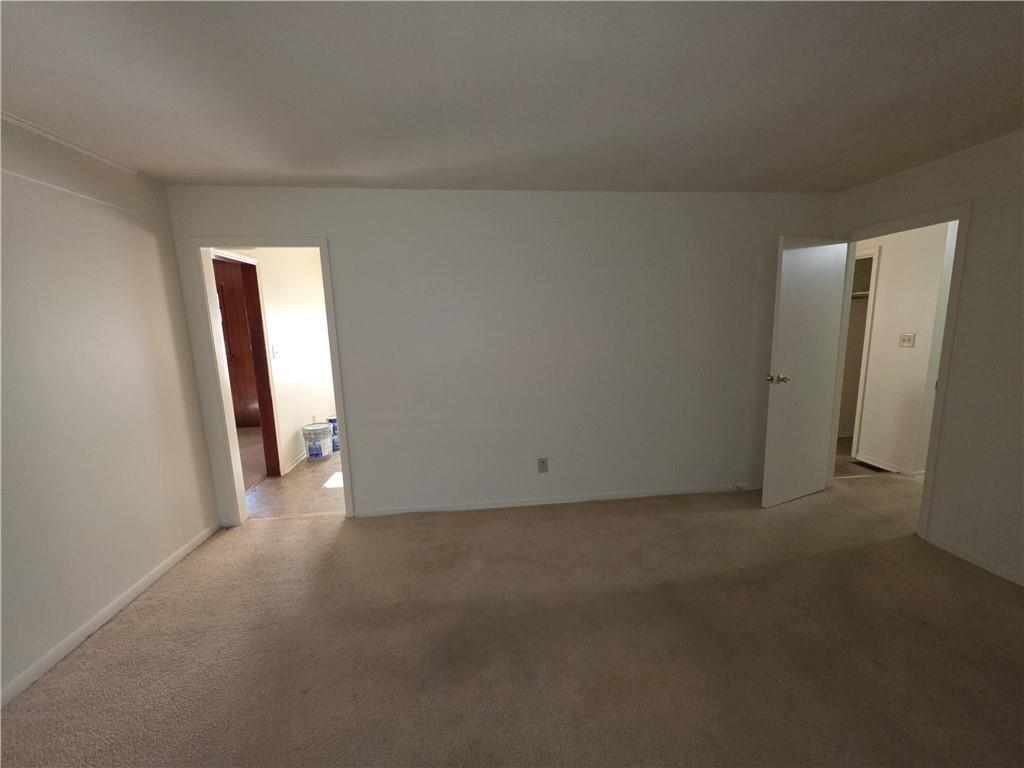 3272 Kingston Road NW