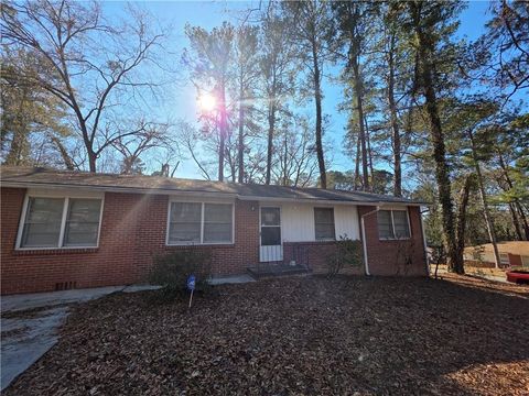 Photo of 3272 Kingston Road NW, Atlanta, GA 30318 (MLS # 7703621)