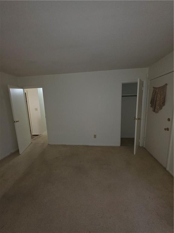 3272 Kingston Road NW