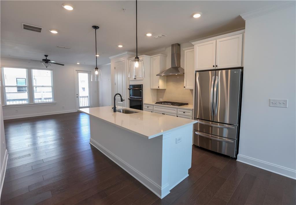 6569 Beacon Drive, Sandy Springs, Georgia image 16