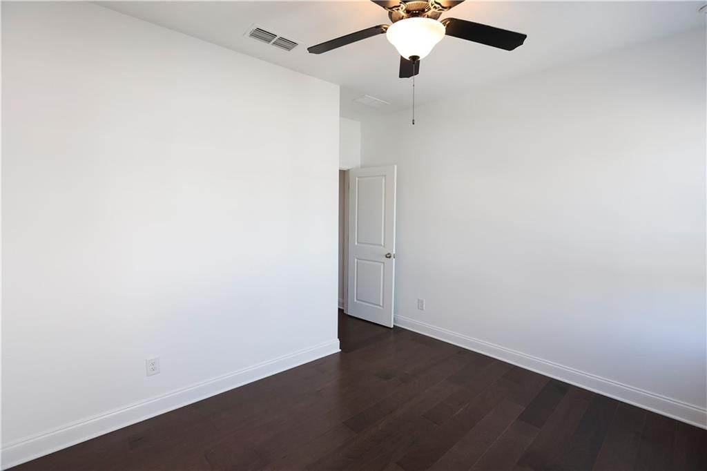 6569 Beacon Drive, Sandy Springs, Georgia image 26
