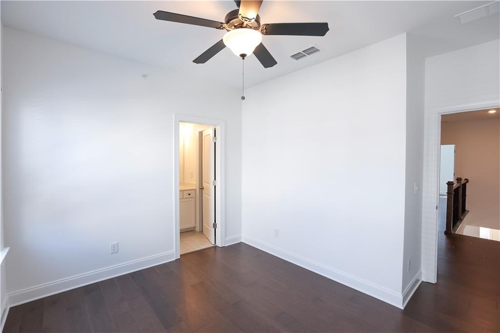6569 Beacon Drive, Sandy Springs, Georgia image 25