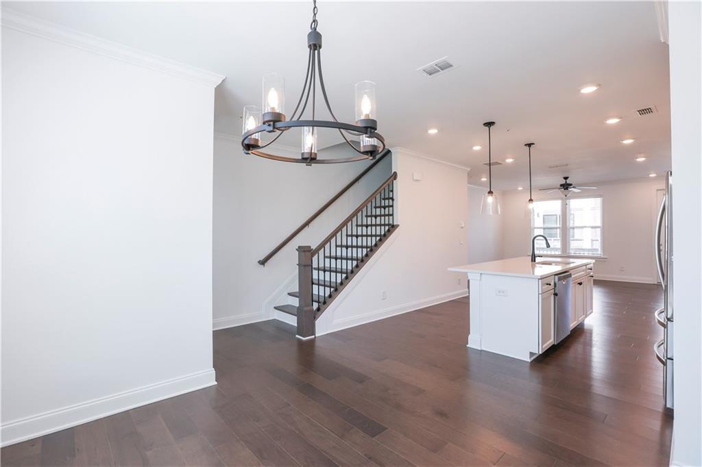 6569 Beacon Drive, Sandy Springs, Georgia image 18