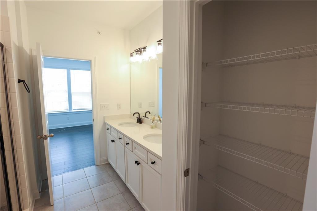 6569 Beacon Drive, Sandy Springs, Georgia image 36