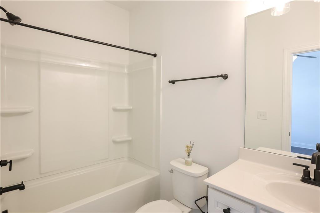 6569 Beacon Drive, Sandy Springs, Georgia image 27