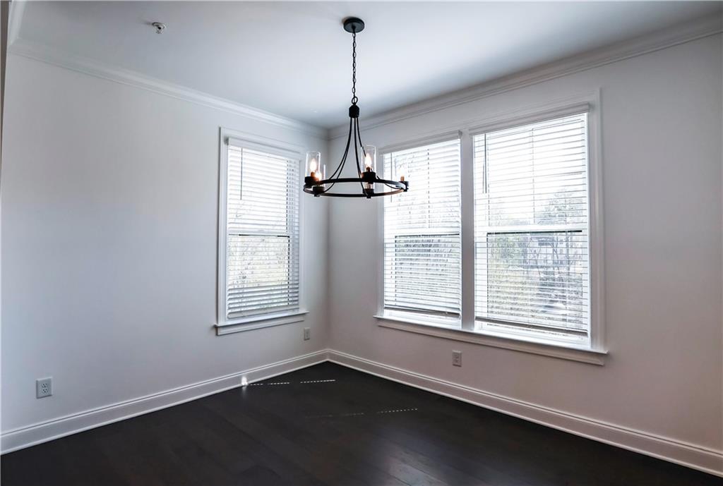 6569 Beacon Drive, Sandy Springs, Georgia image 17