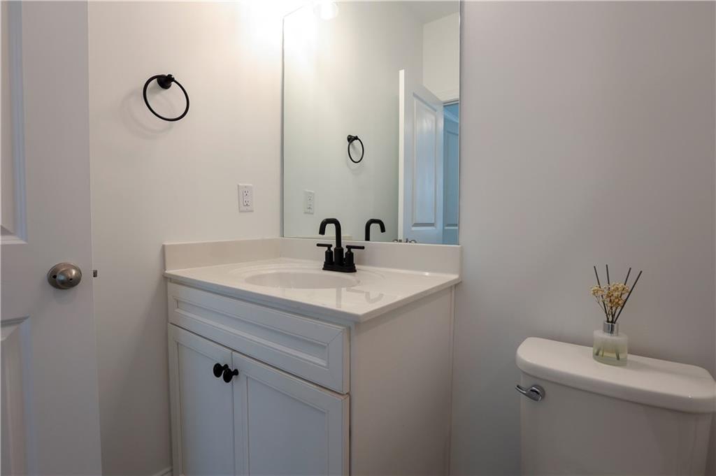 6569 Beacon Drive, Sandy Springs, Georgia image 41