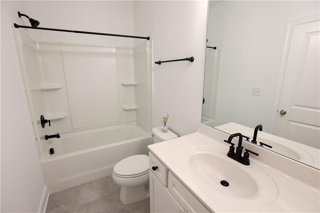6569 Beacon Drive, Sandy Springs, Georgia image 29