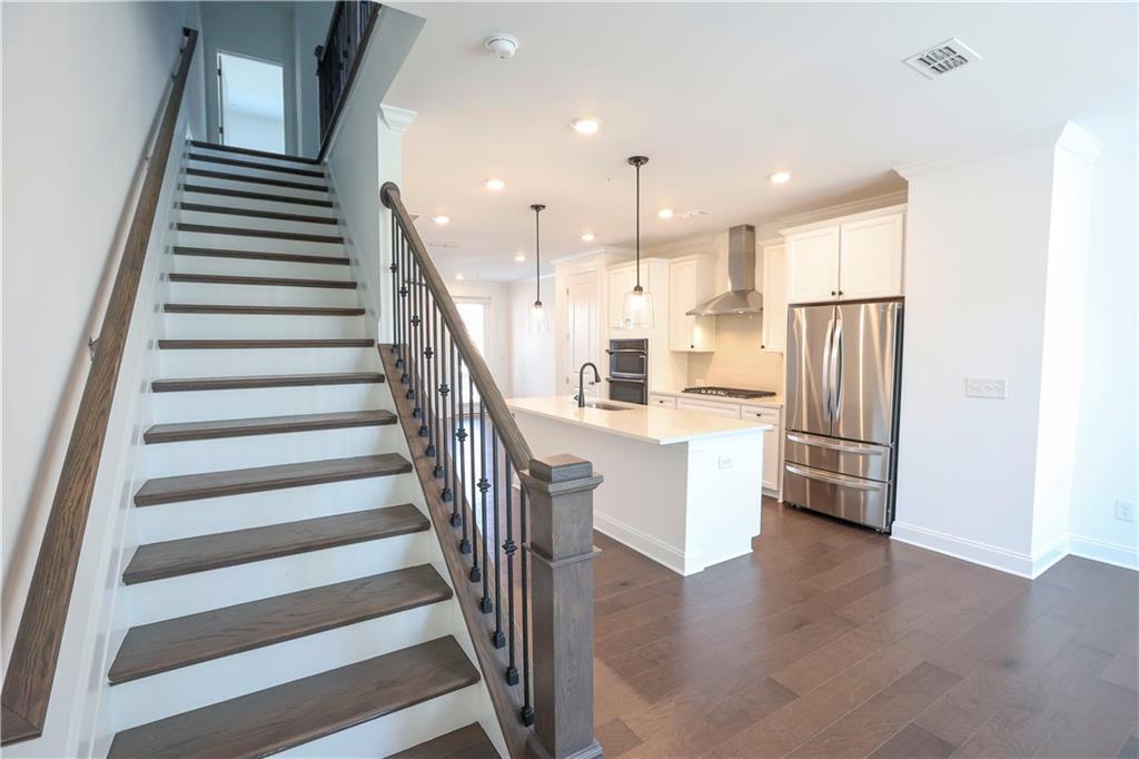6569 Beacon Drive, Sandy Springs, Georgia image 21
