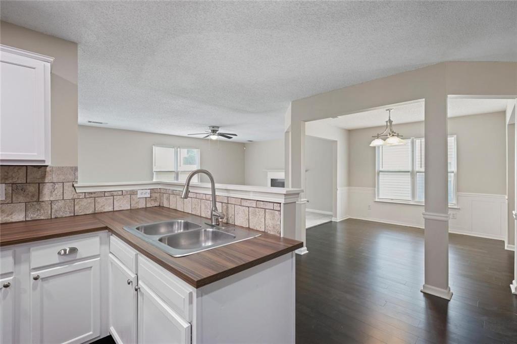 3009 Summer Breeze Drive