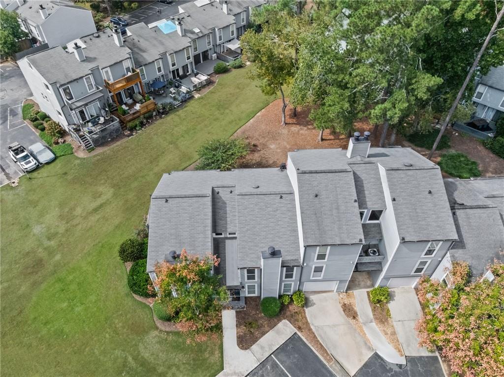 1039 Riverbend Club Drive SE