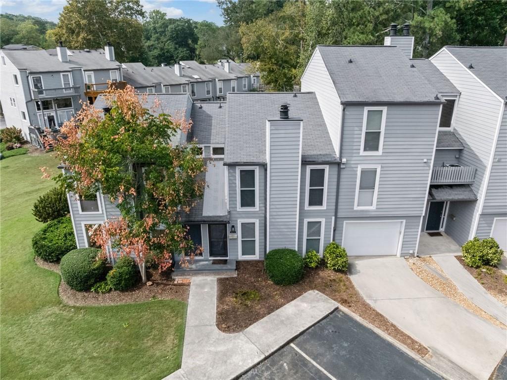 1039 Riverbend Club Drive SE
