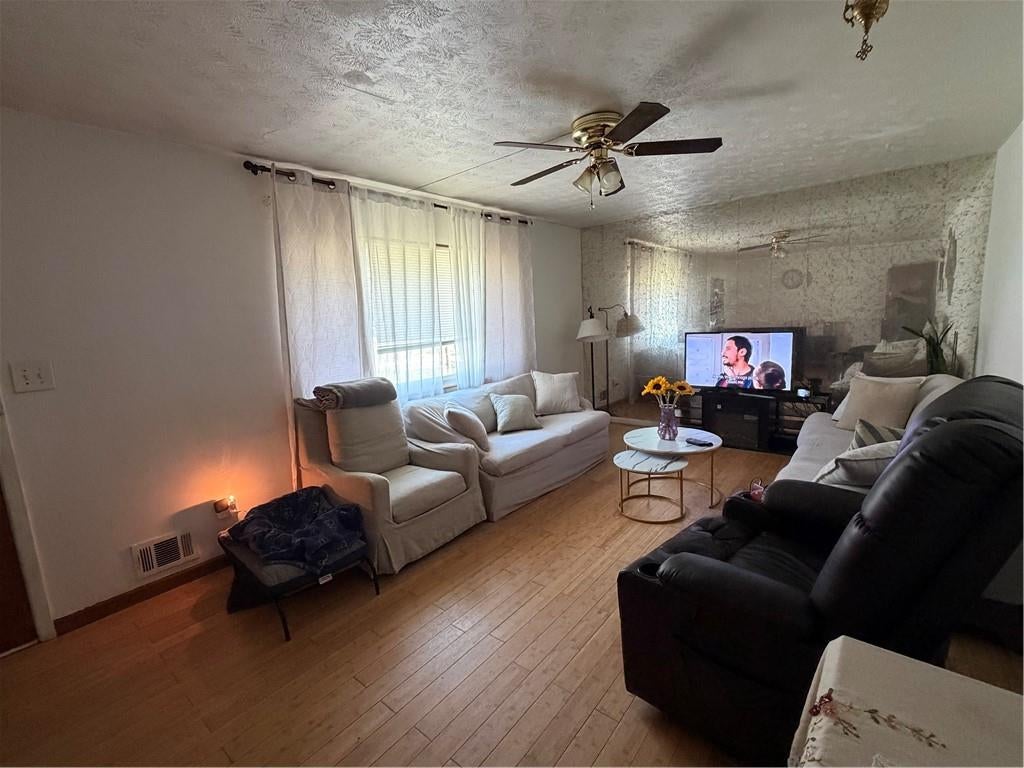 8399 San Jose Trail