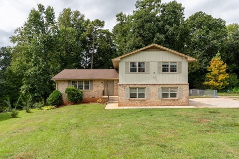 Homes For Sale - 539 Fond Du Lac Drive<br/> Stone Mountain, GA 30088