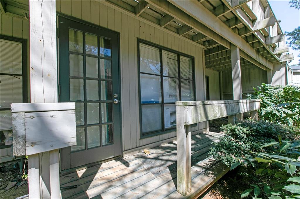 4964 N Ellipse Drive, Marietta, Georgia image 28
