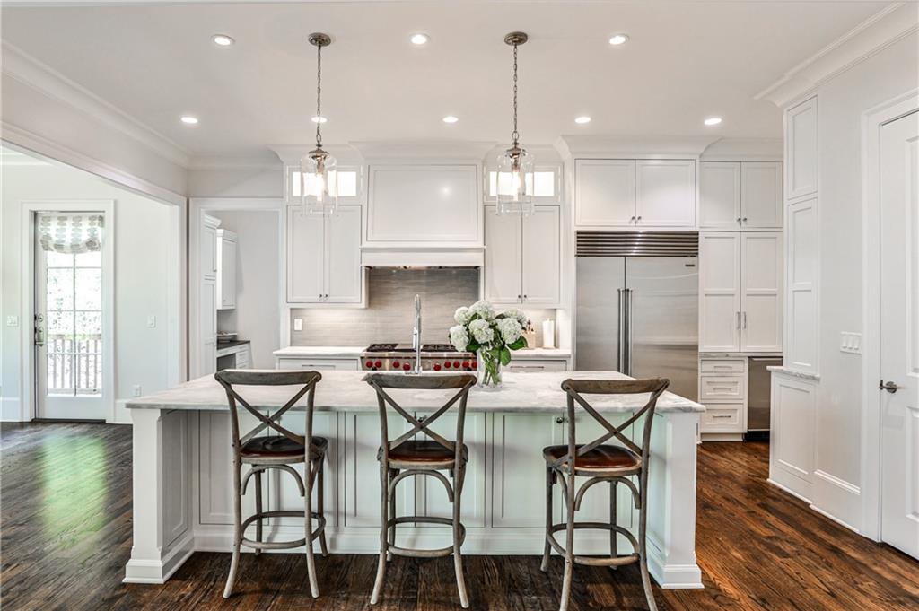 156 Lake Forrest Lane, Atlanta, Georgia image 10