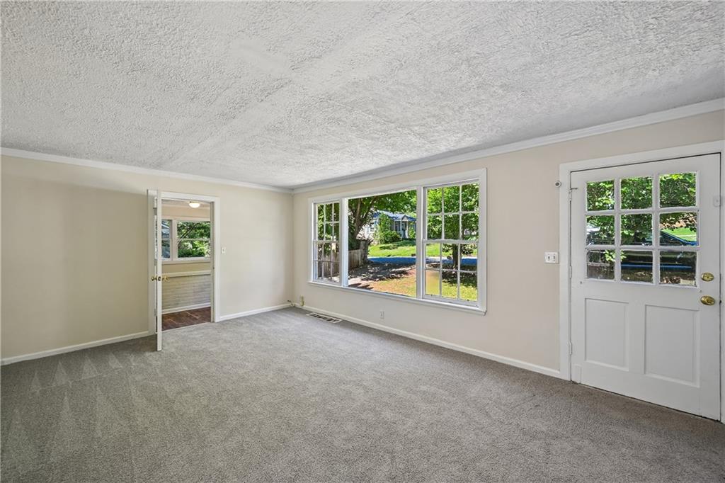 523 Ashburton Avenue