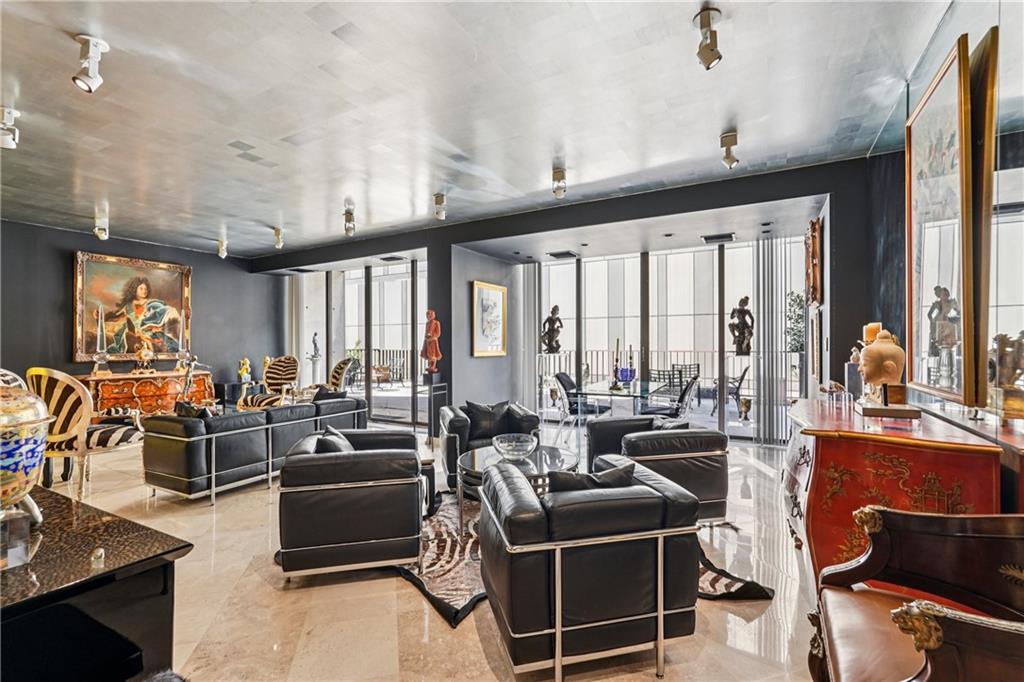 147 15th Street NE 4E