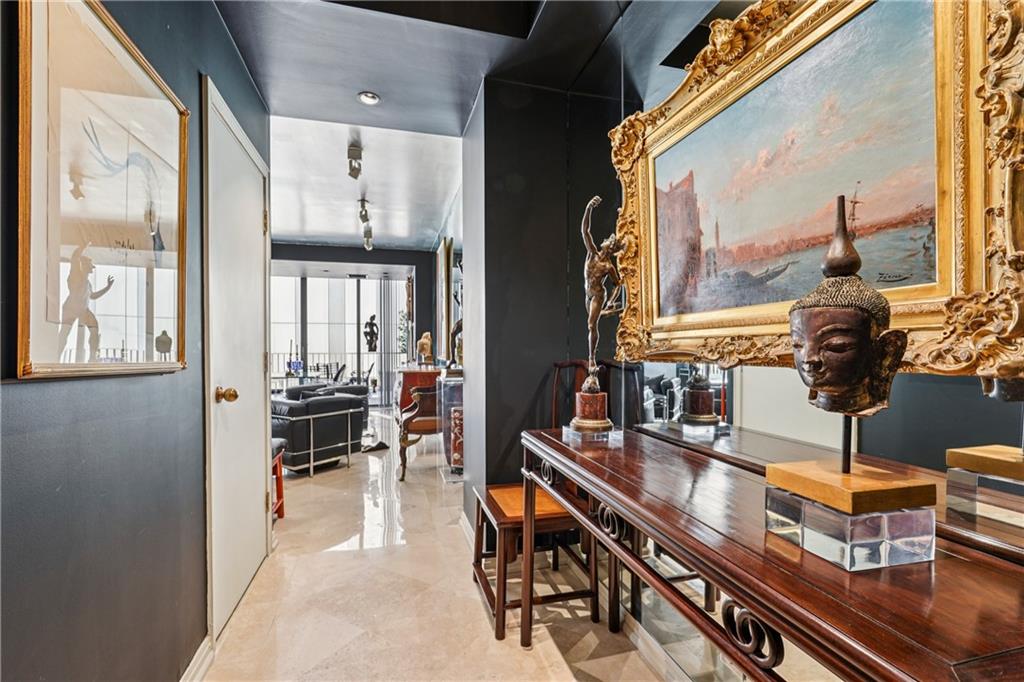 147 15th Street NE 4E