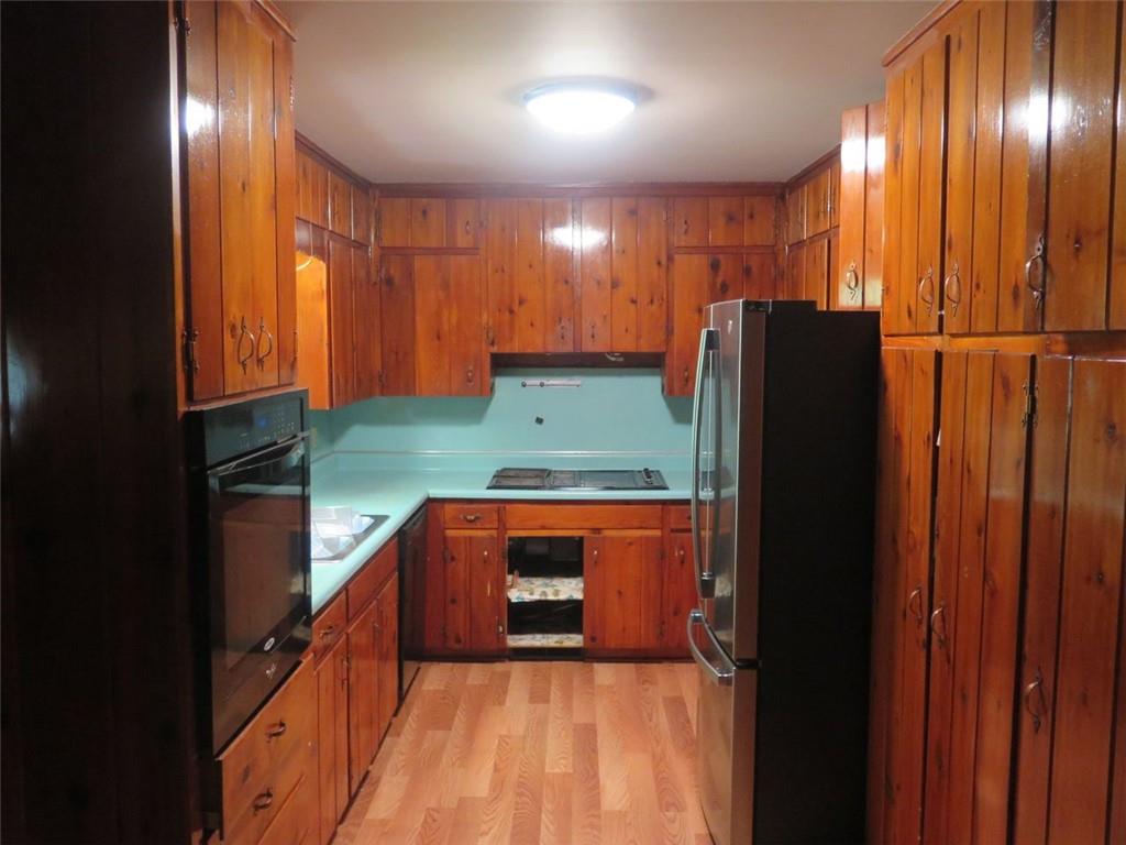 4141 Fredericksburg Drive, College Park, Georgia image 2