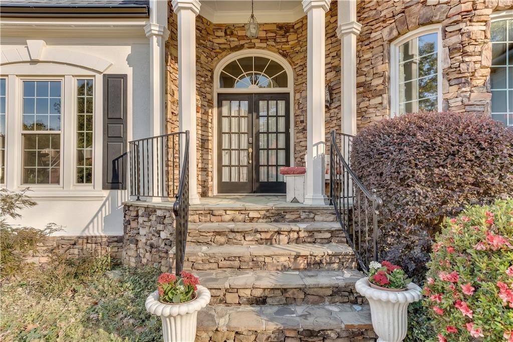 12170 Magnolia Circle