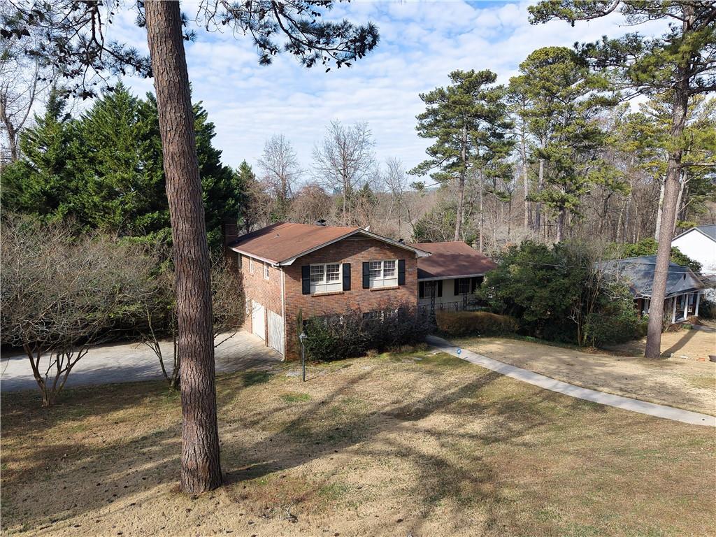 3742 Fox Glen Court NE