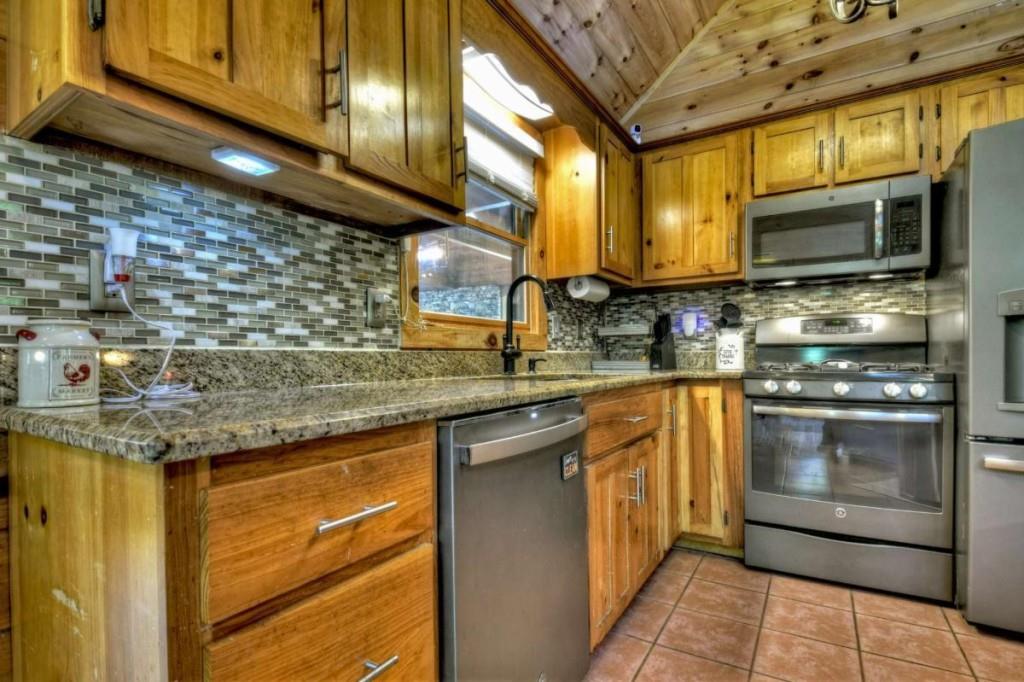 241 Dunn Mill Creek Road, Blue Ridge, Georgia image 11