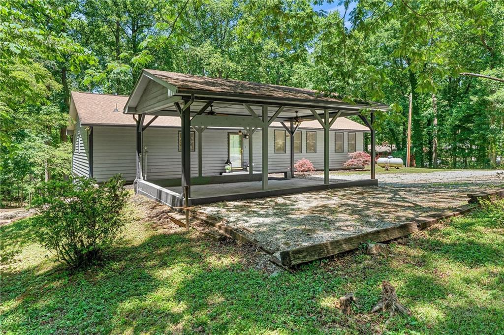 131 Shoreside Drive, Martin, Georgia image 2